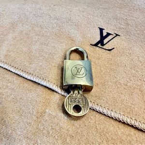 Vintage Louis Vuitton Lock #223